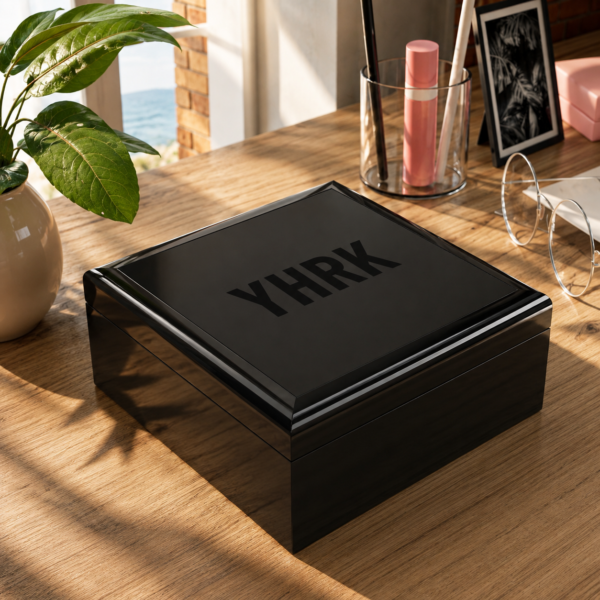 Personalized Black Gloss Jewelry Box